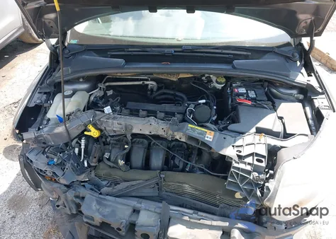 2012 Ford Focus Titanium z USA, uszkodzony, nr VIN 1FAHP3N26CL434121